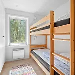 Casa vacanze 3 Bedroom Beautiful In Aakirkeby
